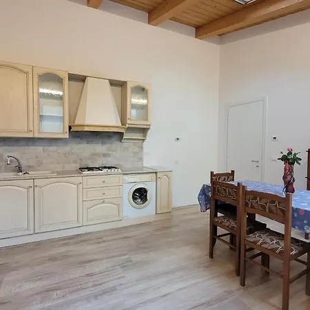 Apartment B35 Bilocale A Due Passi Dal Porto Canale Con Ingresso Indipendente *