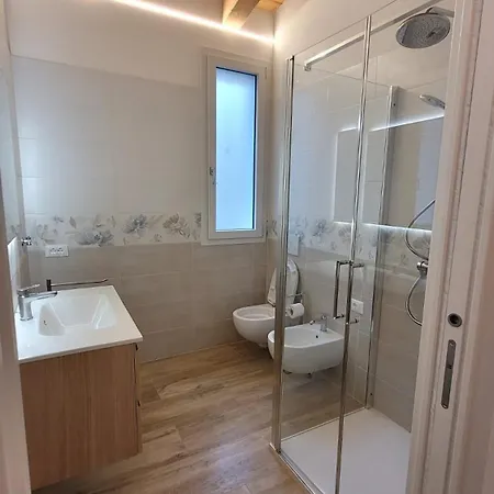 B35 Bilocale A Due Passi Dal Porto Canale Con Ingresso Indipendente Apartment